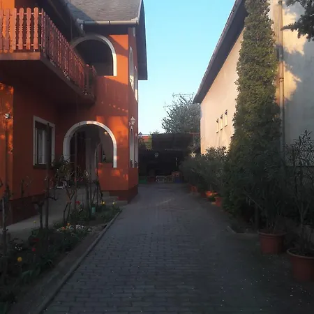 Gyongyi Apartman