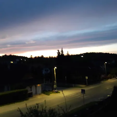 Apartmán Gyongyi Apartman *